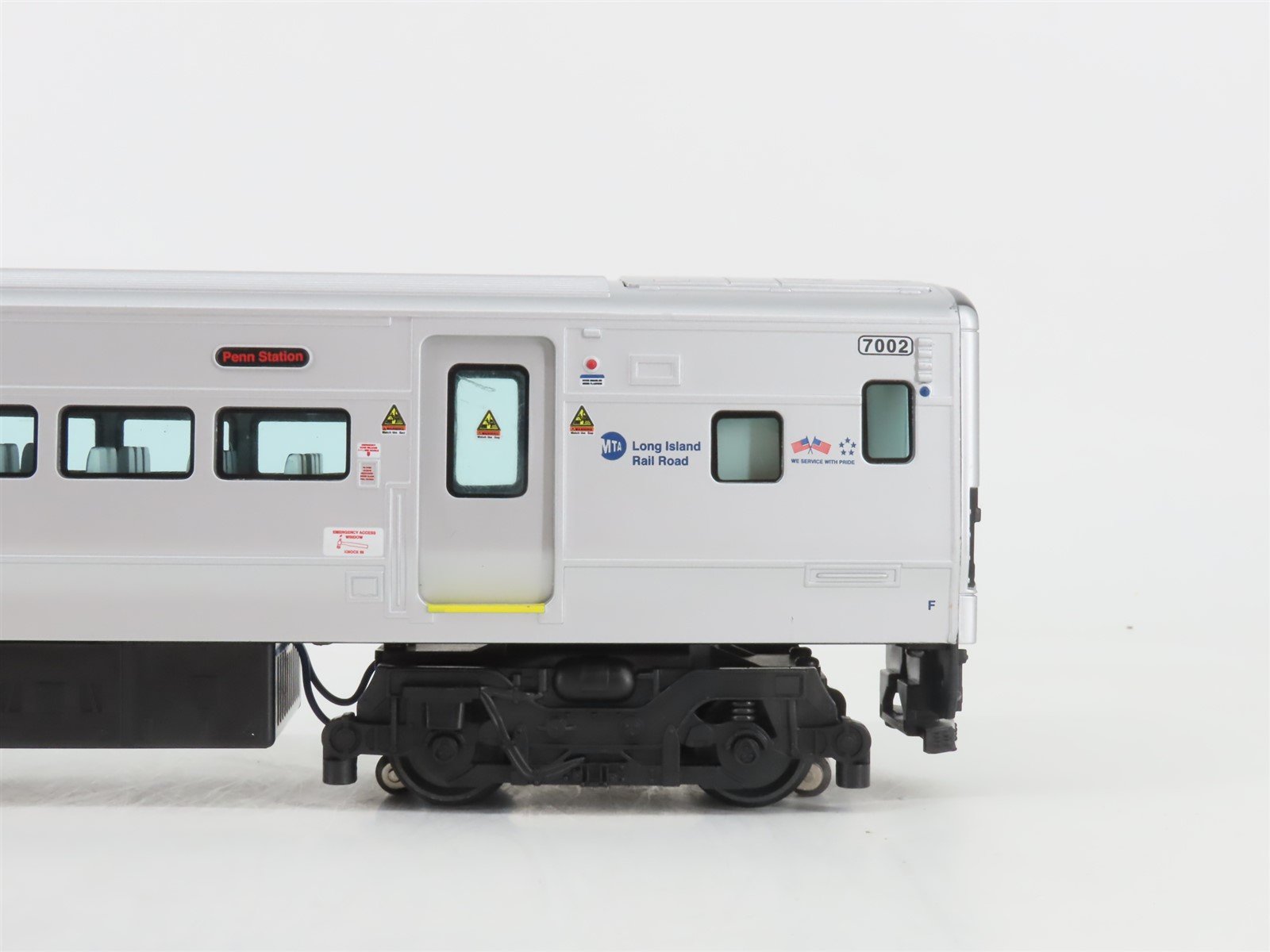 O Gauge 3-Rail Lionel 6-30114 MTA Long Island M-7 Commuter Train Set w/Track