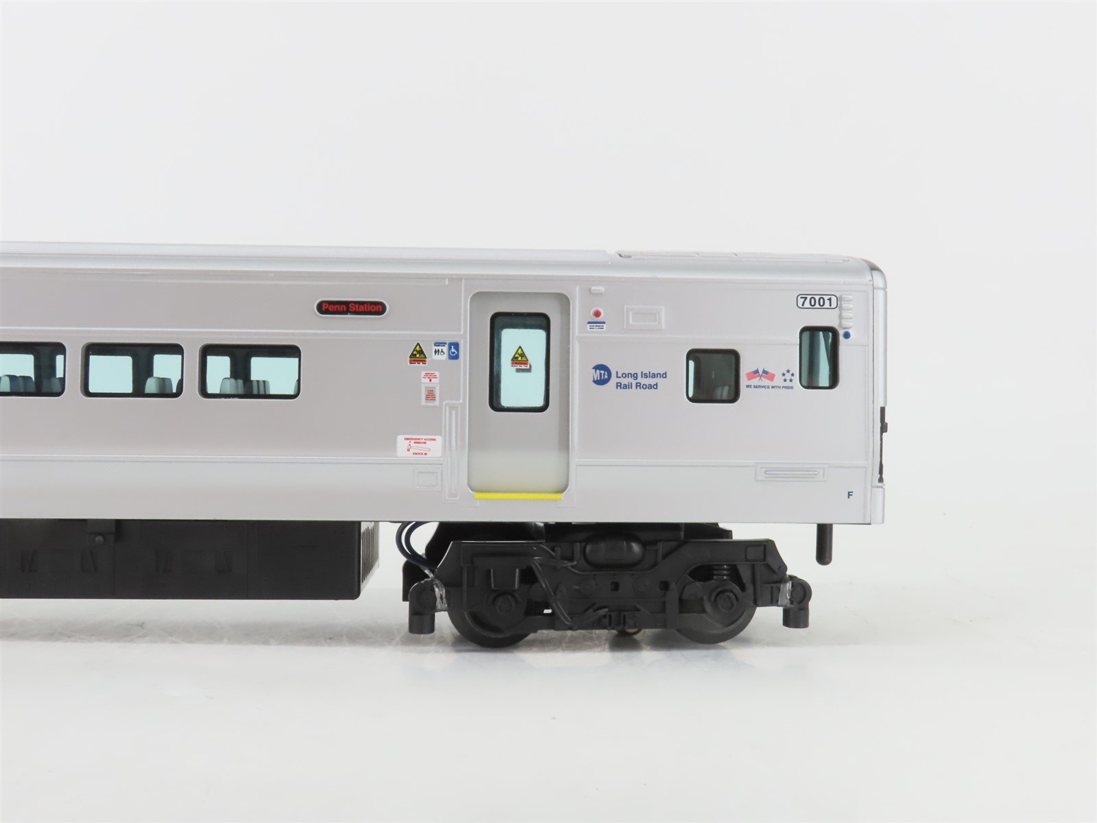 O Gauge 3-Rail Lionel 6-30114 MTA Long Island M-7 Commuter Train Set w/Track
