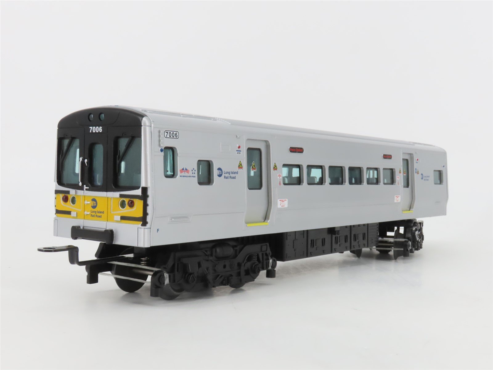 O Gauge 3-Rail Lionel 6-30114 MTA Long Island M-7 Commuter Train Set w/Track