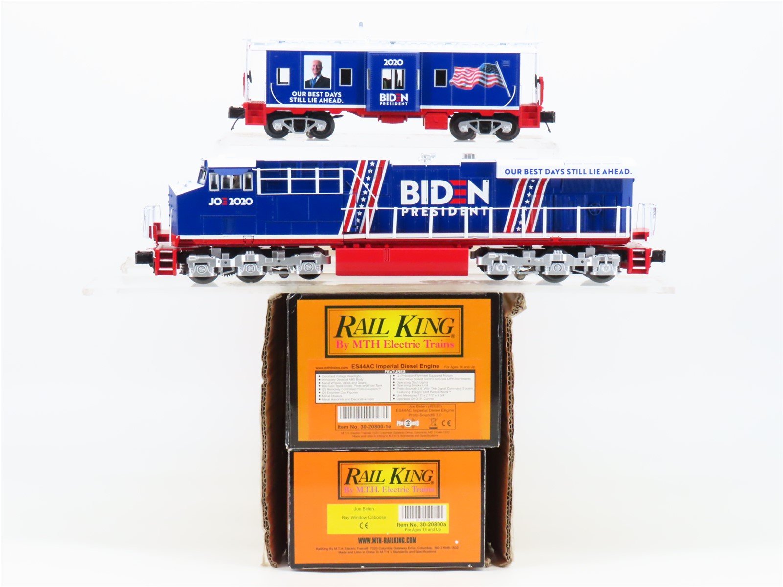 O 3-Rail MTH RailKing 30-20800-1 Joe Biden 2020 ES44AC Diesel & Caboose Set