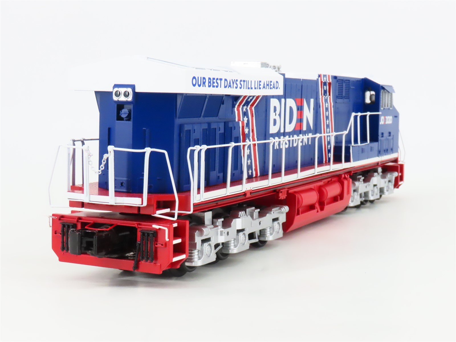 O 3-Rail MTH RailKing 30-20800-1 Joe Biden 2020 ES44AC Diesel & Caboose Set