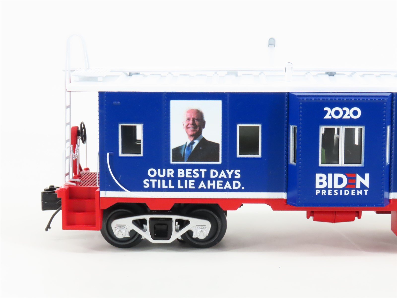 O 3-Rail MTH RailKing 30-20800-1 Joe Biden 2020 ES44AC Diesel & Caboose Set
