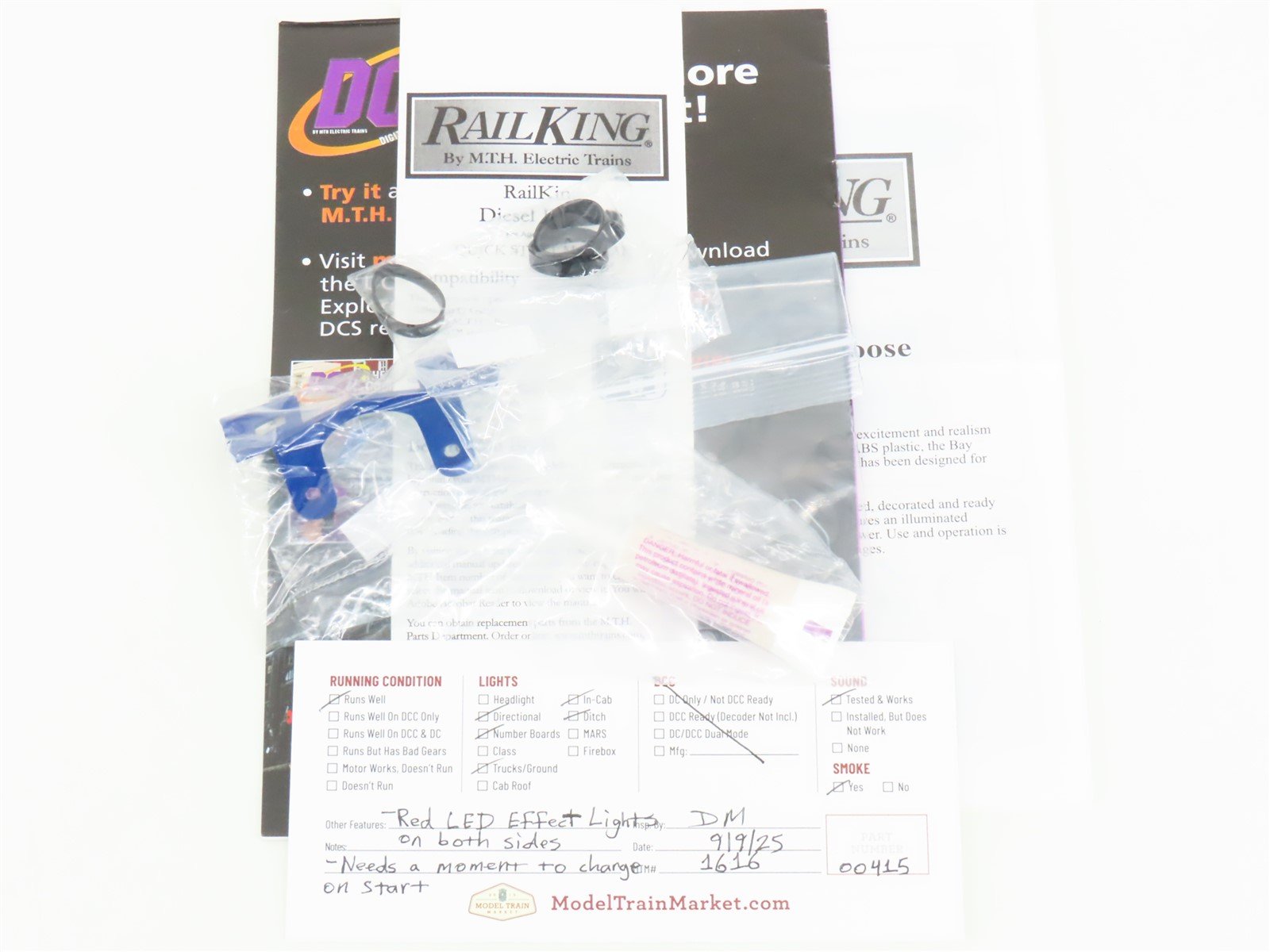 O 3-Rail MTH RailKing 30-20799-1 Donald J Trump 2020 ES44AC Diesel & Caboose Set