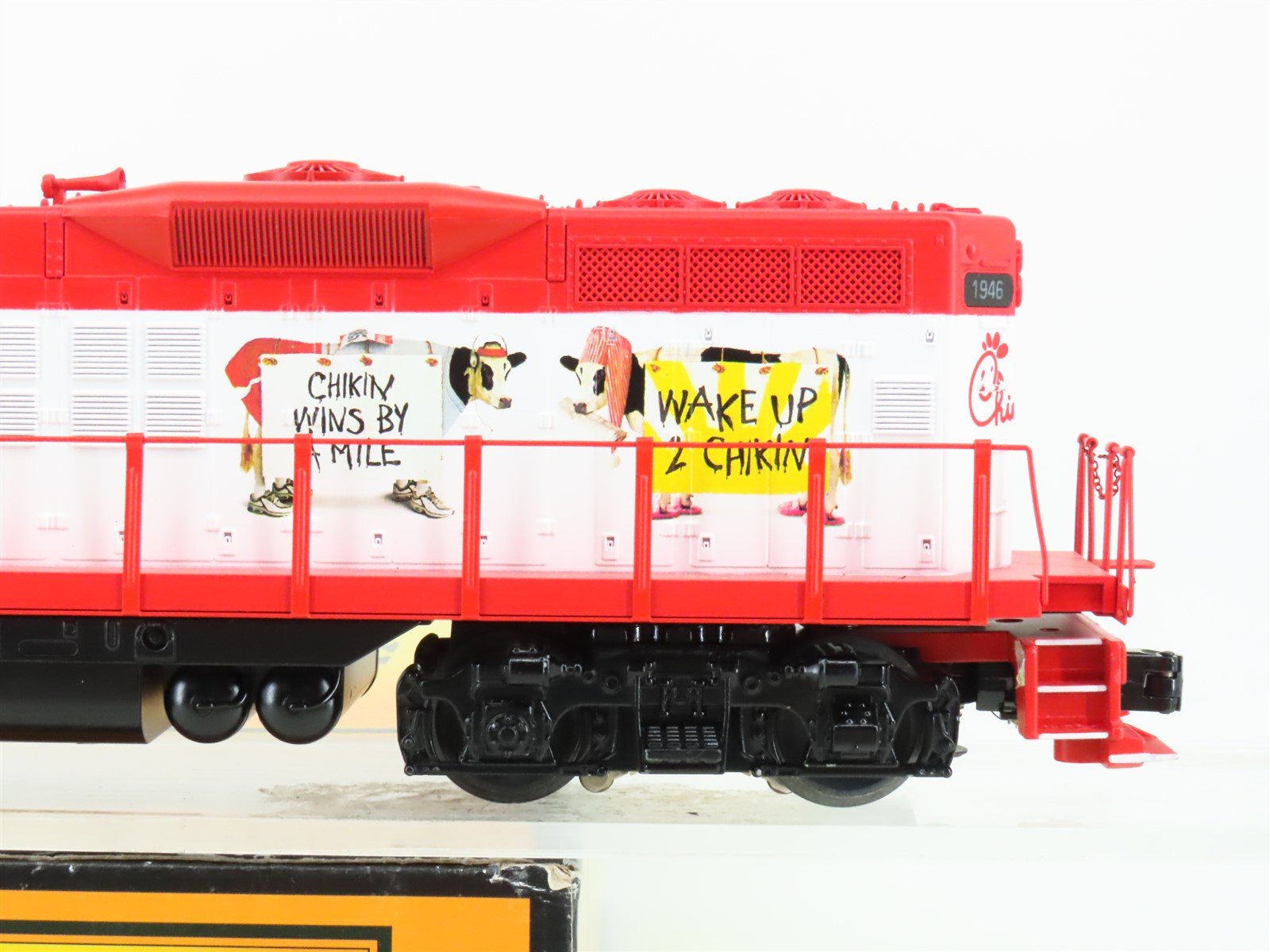 O Gauge 3-Rail MTH RailKing 30-20131-1 Chick-Fil-A GP9 Diesel #1946 Proto-Sound3
