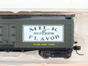 N Scale Athearn 23617 BOWX Bowman Dairy Company 40' Wood Milk Car #124