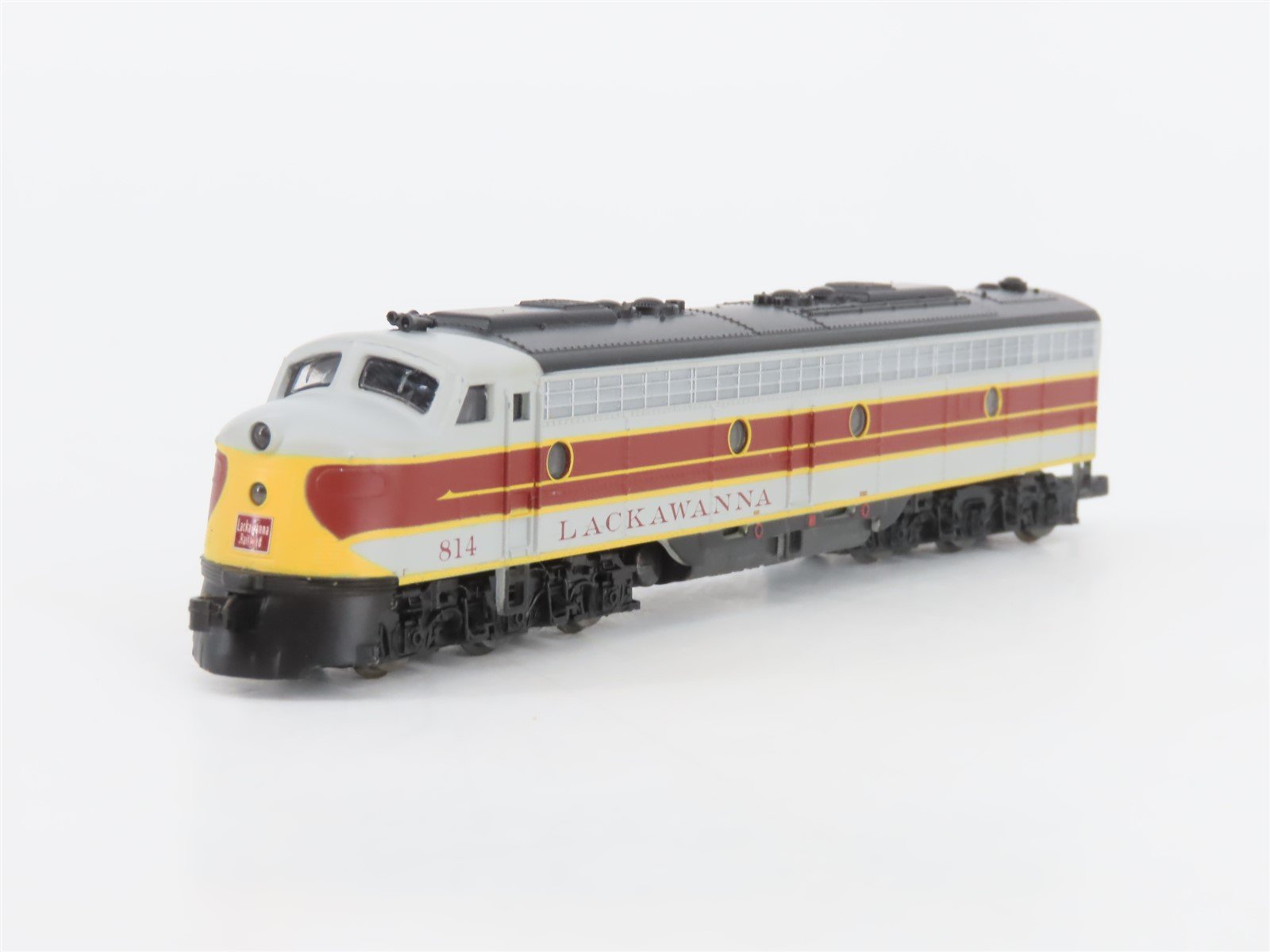 N Scale Life-Like 7184/7185 DL&W Lackawanna EMD E8A/A Diesel Locomotive Set