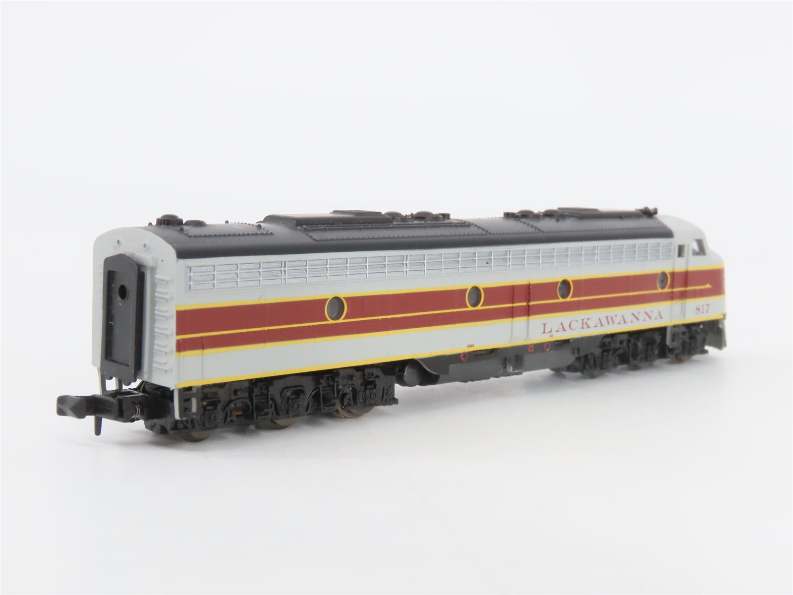 N Scale Life-Like 7184/7185 DL&W Lackawanna EMD E8A/A Diesel Locomotive Set