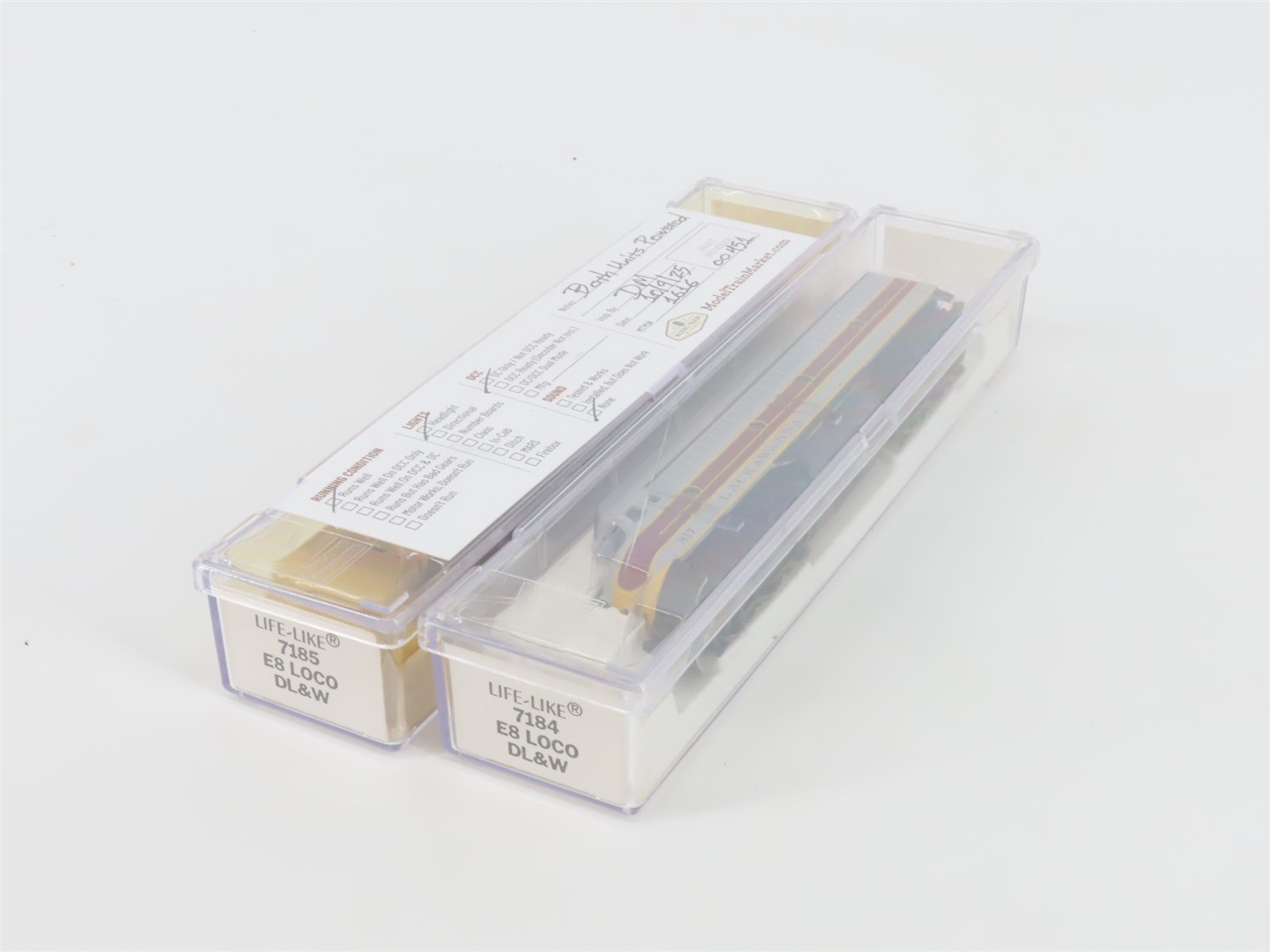 N Scale Life-Like 7184/7185 DL&W Lackawanna EMD E8A/A Diesel Locomotive Set