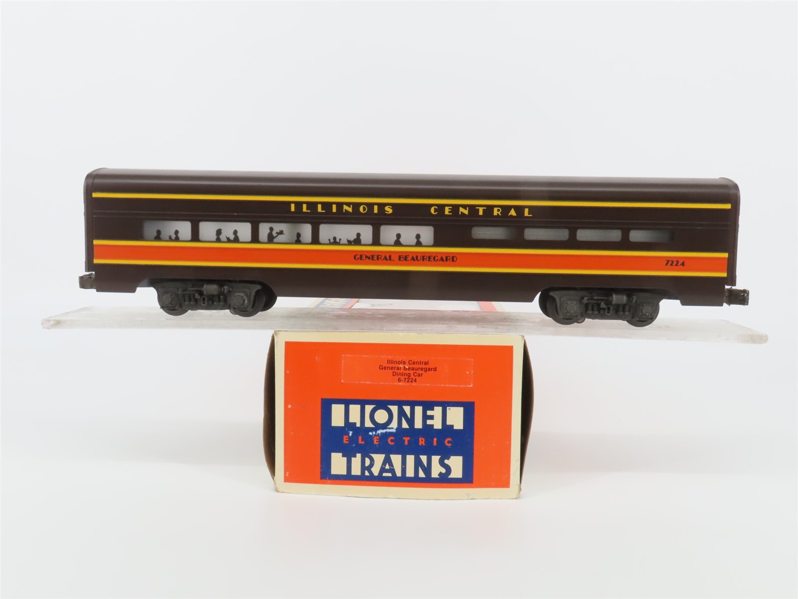 O Gauge 3-Rail Lionel 6-7224 IC General Beauregard Dining Passenger #7224