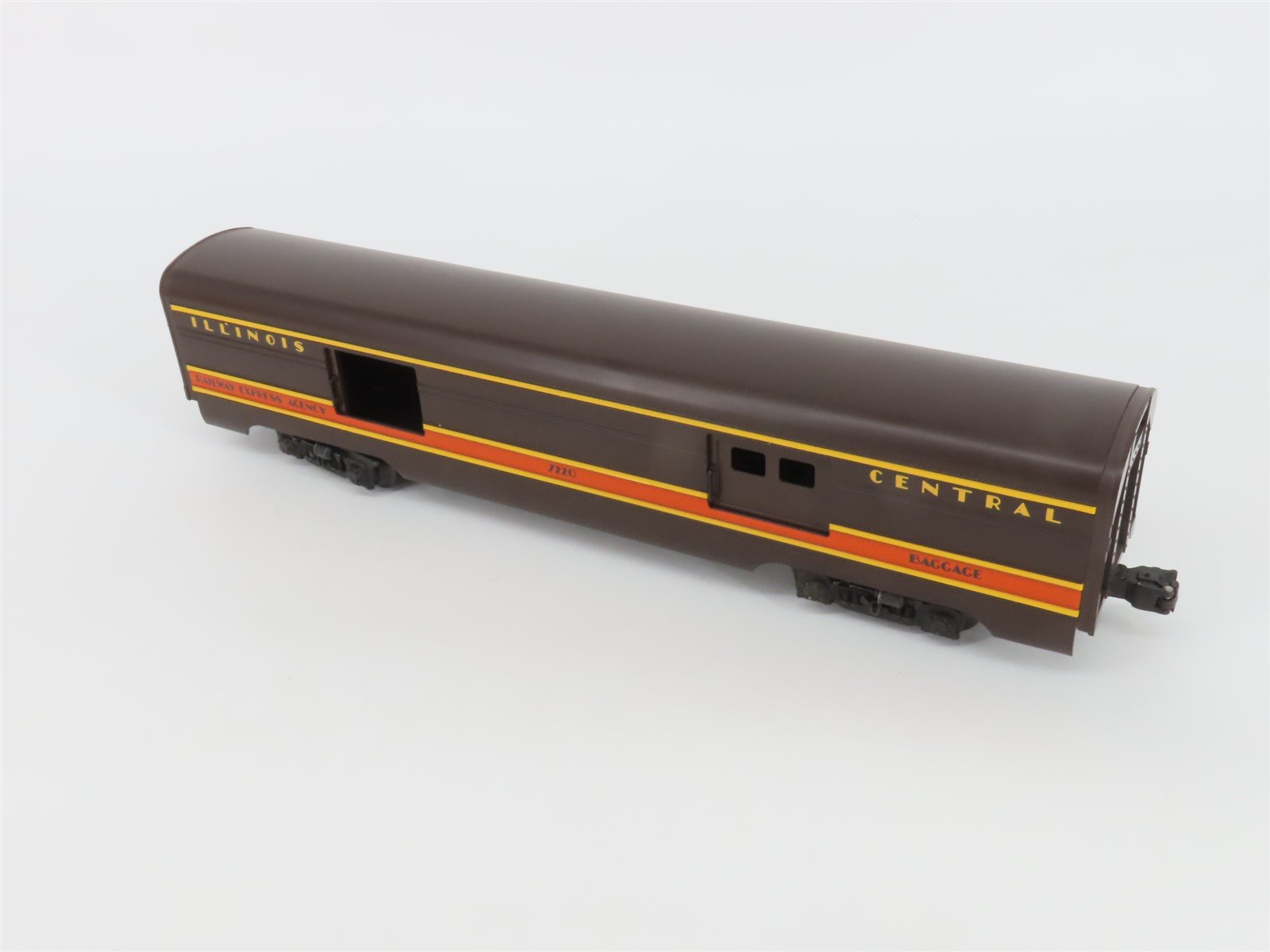 O Gauge 3-Rail Lionel 6-7220 IC Illinois Central Baggage Passenger Car #7220