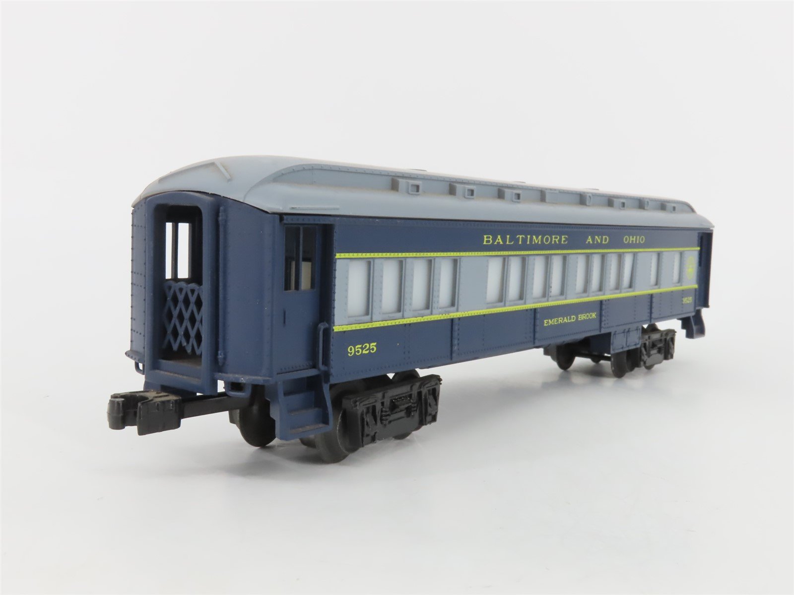 O Gauge 3-Rail Lionel 6-9525 B&O Emerald Brook Coach Passenger Car #9525