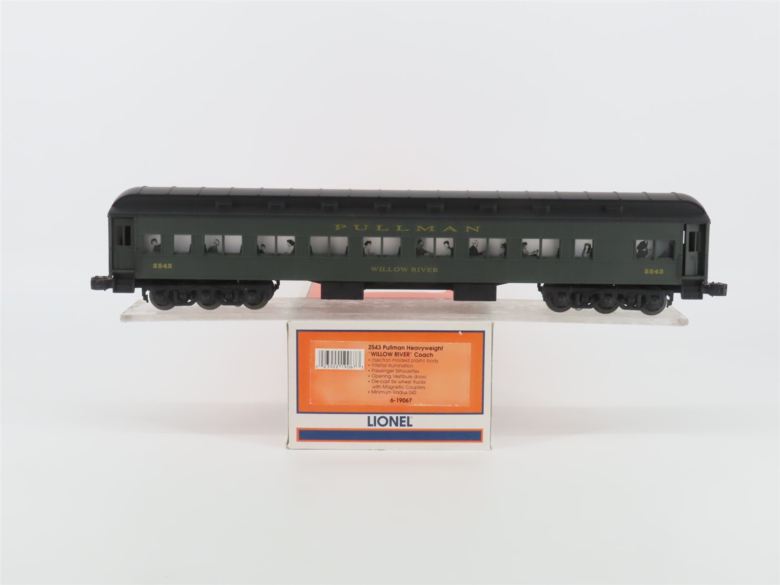 O Gauge 3-Rail Lionel 6-19067 Pullman Heavyweight "Willow River" Coach Passenger