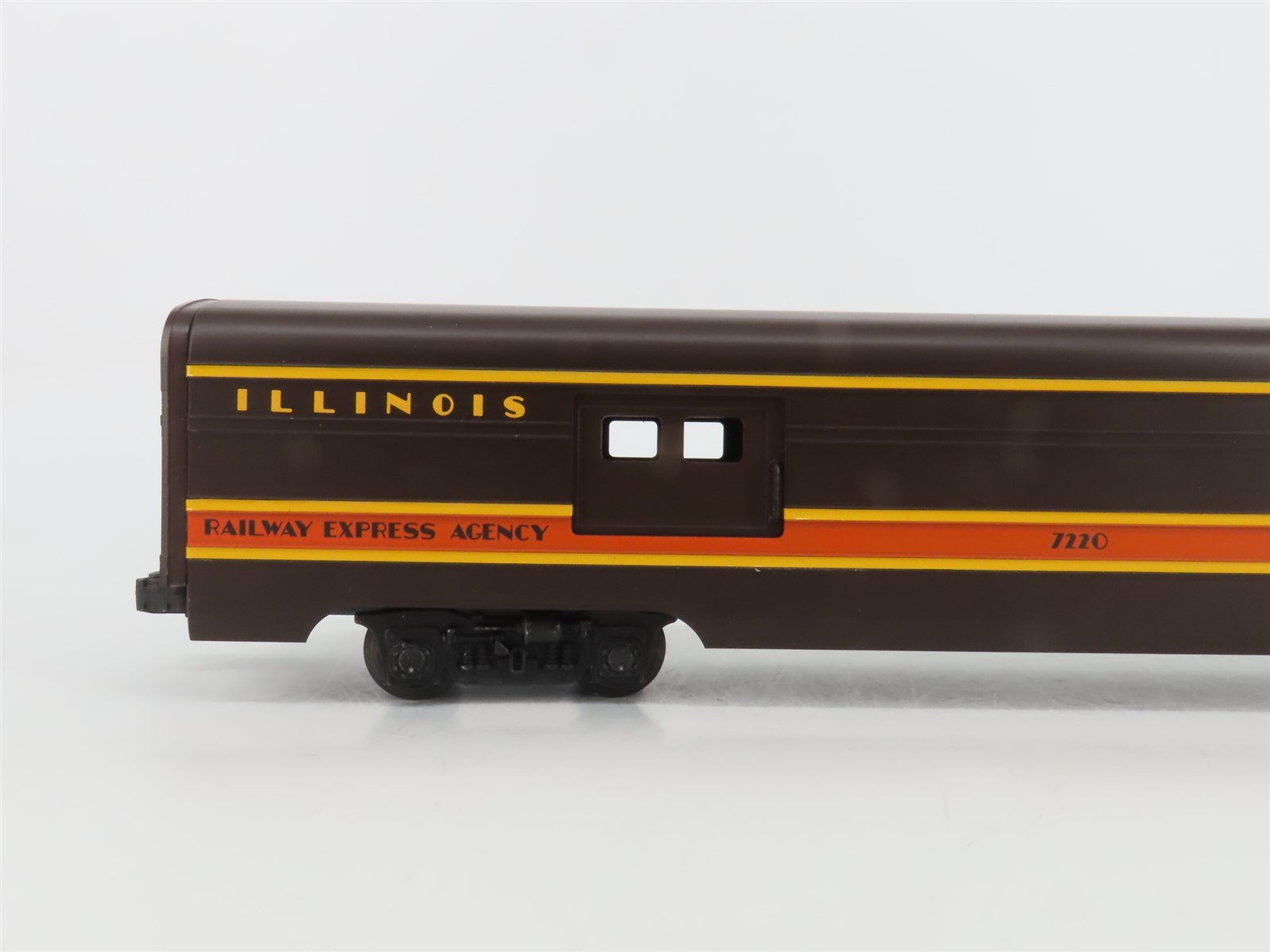 O Gauge 3-Rail Lionel 6-7220 IC Illinois Central REA Baggage Passenger Car