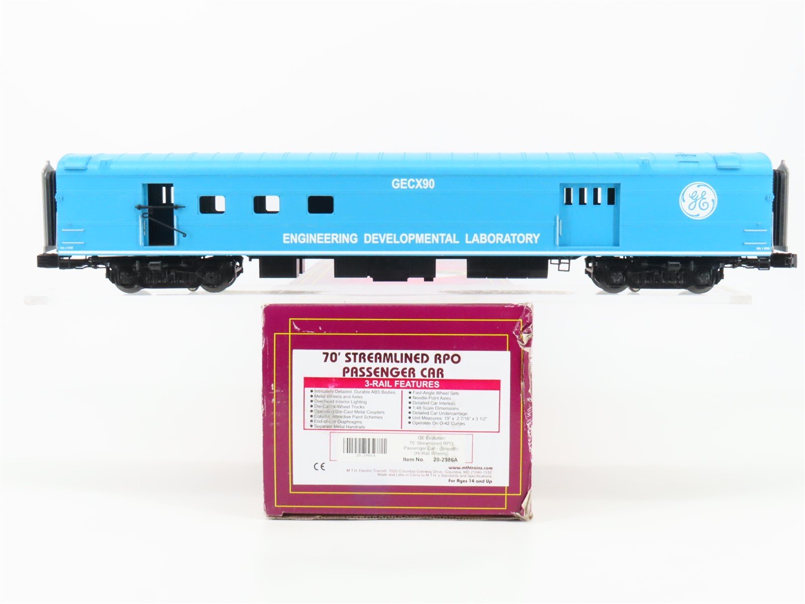 O Gauge 3-Rail MTH 20-2986A GECX GE Evolution 70' Streamlined RPO Passenger #90