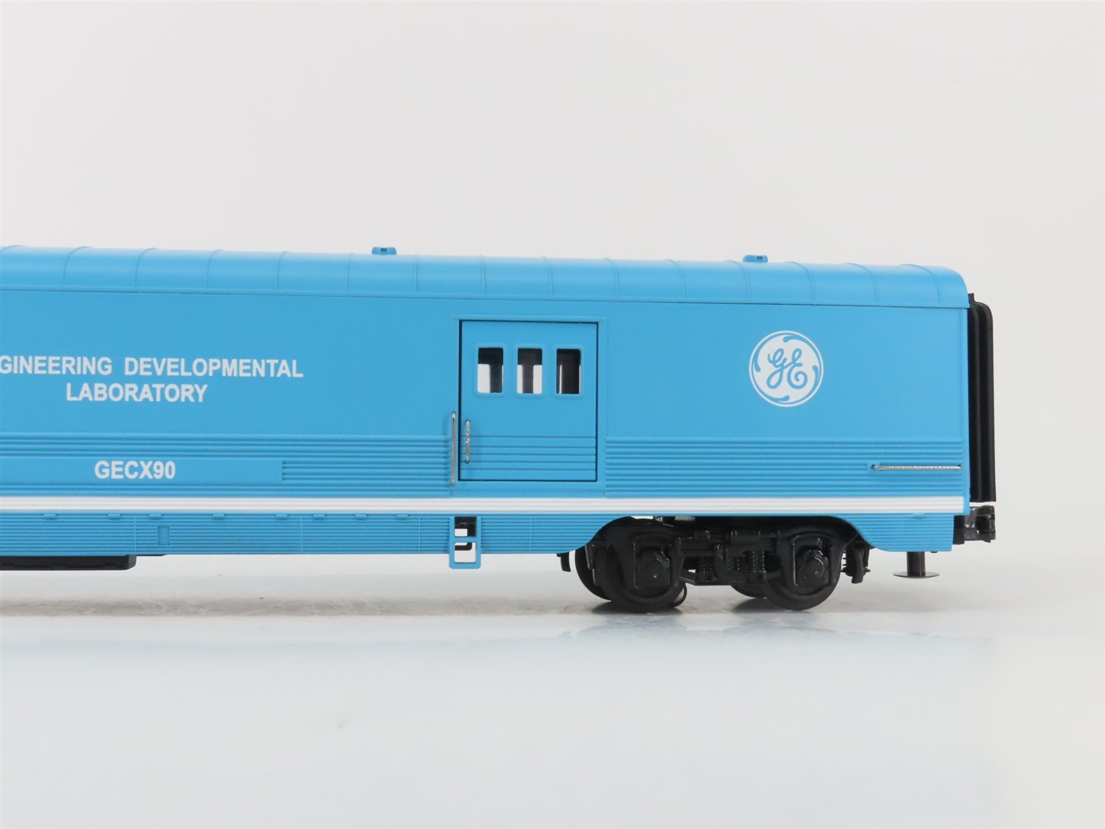 O Gauge 3-Rail MTH Rail King 30-67829 GECX GE Evolution 60' Baggage Passenger 90