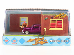 1:64 MOTORMAX American Graffiti 73640AG Die-Cast 1949 Mercury Coupe w/ Garage