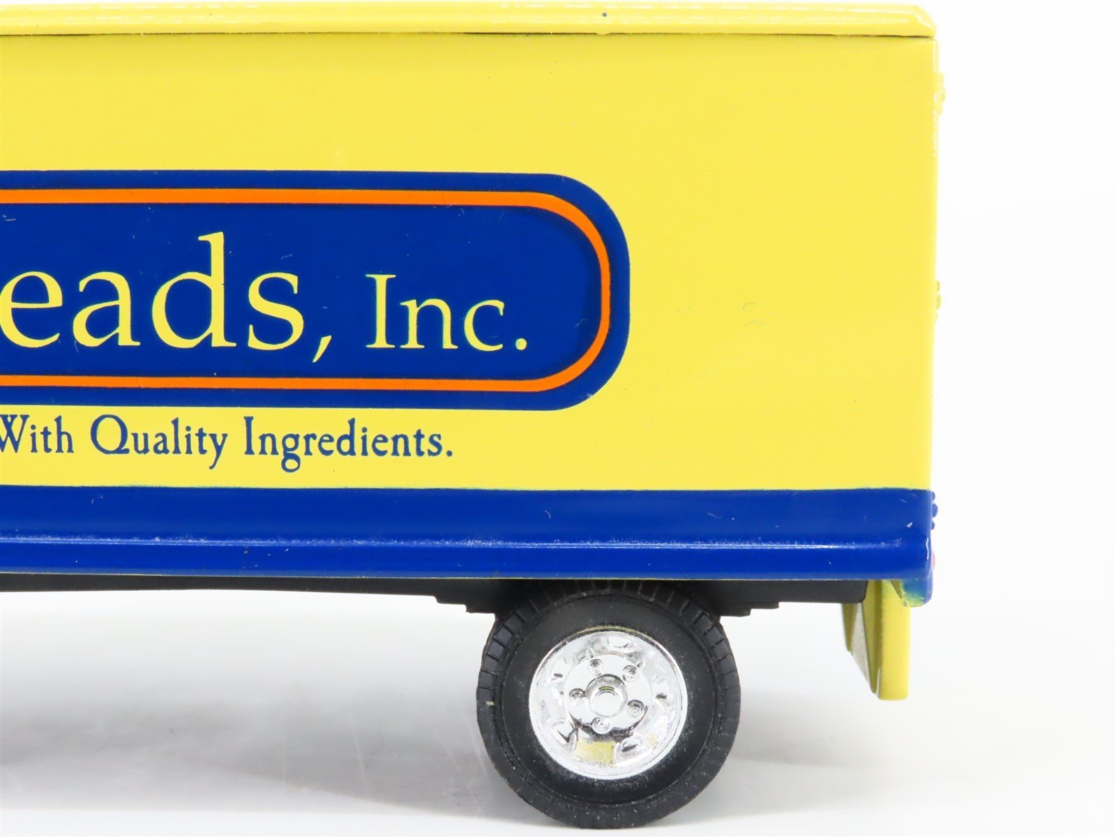 Sun Breads, Inc. Tractor-Trailer Semi-Truck