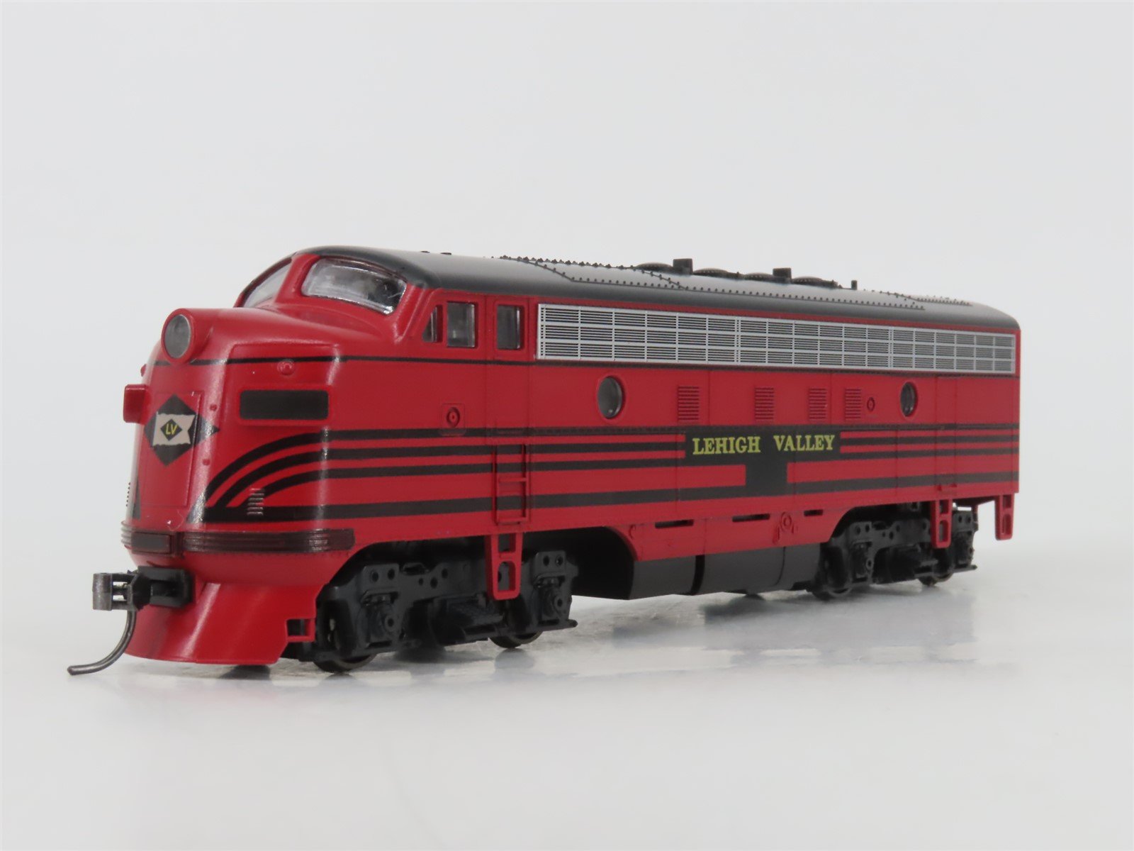HO Scale Stewart/KATO 8410 LV Lehigh Valley EMD F3A Ph. IV Diesel No#
