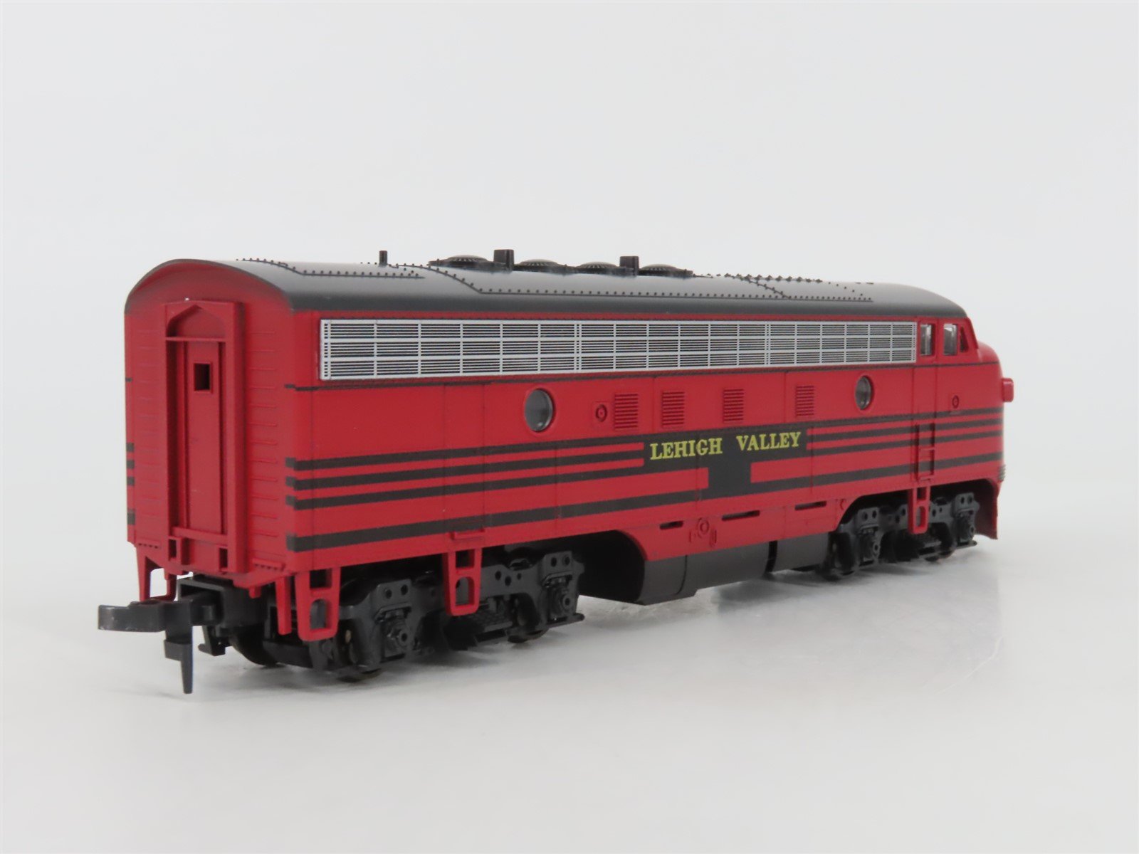 HO Scale Stewart/KATO 8410 LV Lehigh Valley EMD F3A Ph. IV Diesel No#