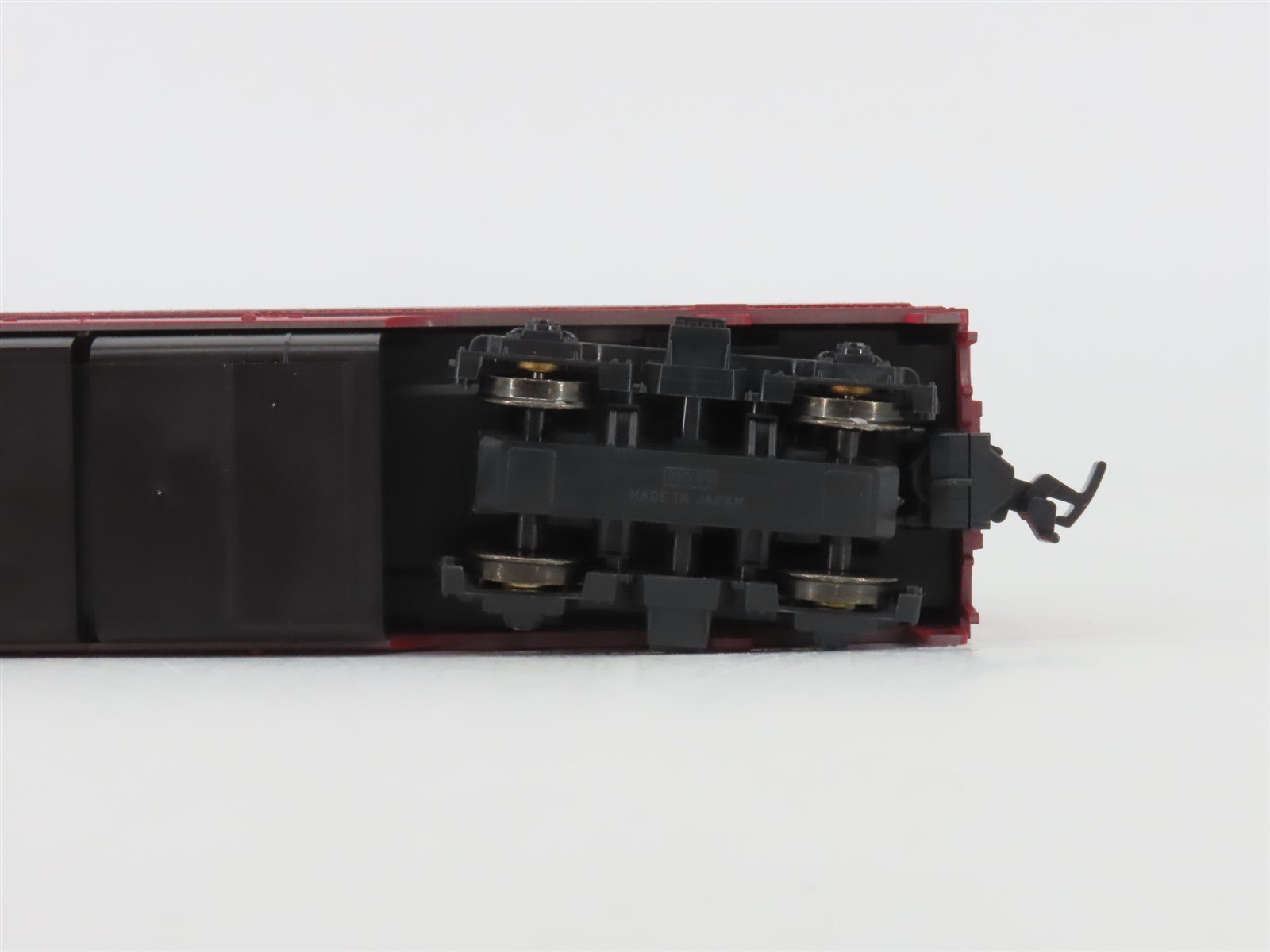 HO Scale Stewart/KATO 8410 LV Lehigh Valley EMD F3A Ph. IV Diesel No#