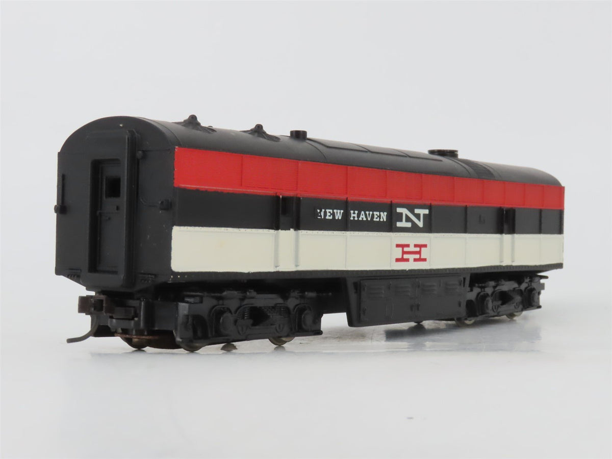 HO Scale AHM 7026D NH New Haven FM C-Liner B-Unit Diesel No# - Unpowered