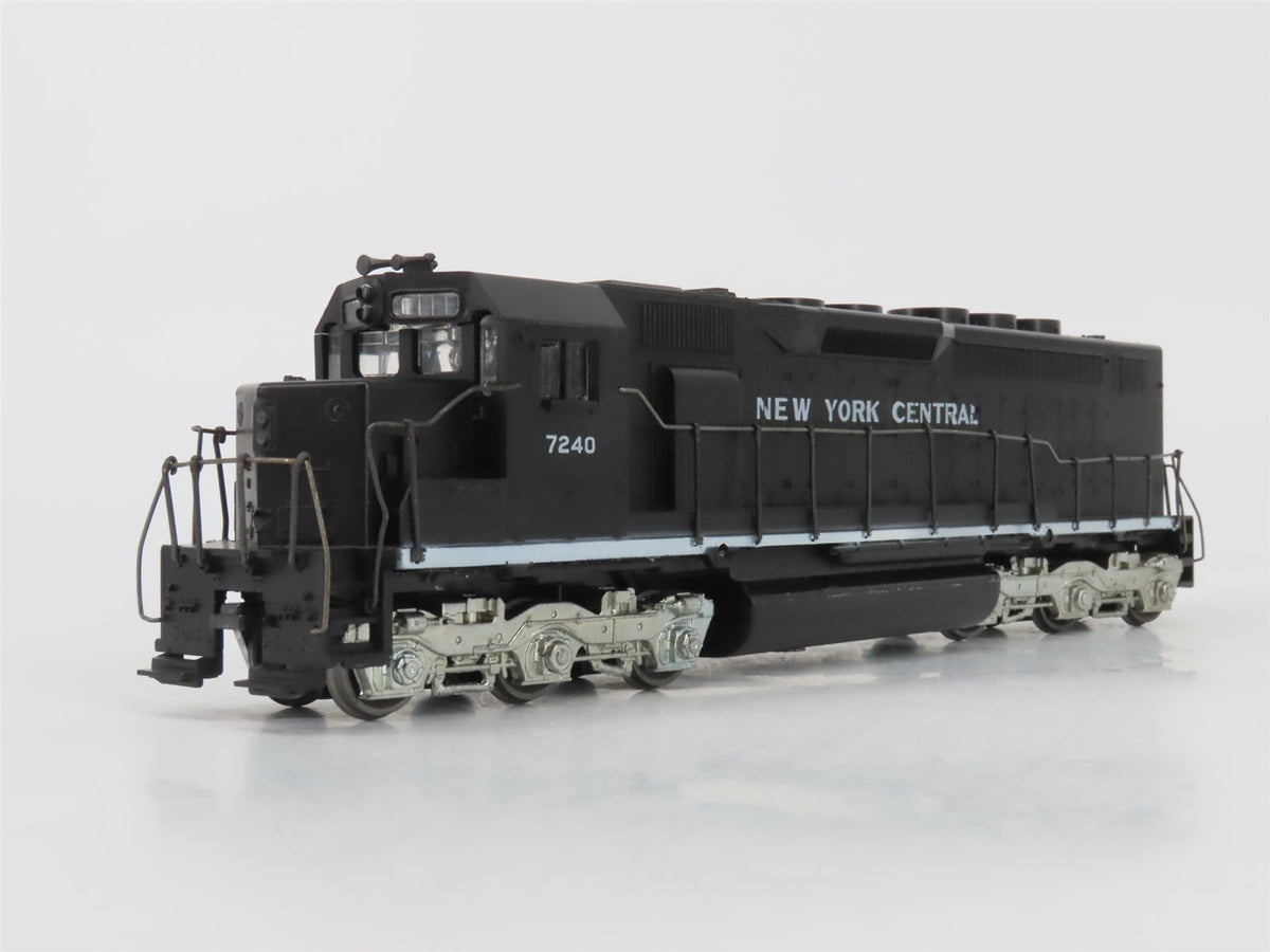 HO Scale Athearn 4104 NYC New York Central SDP40 Diesel Locomotive #7240