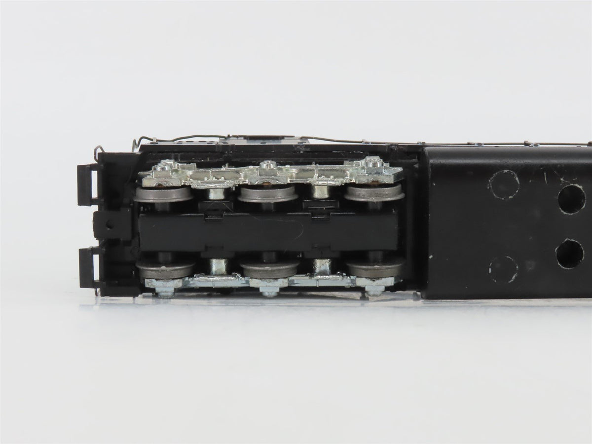 HO Scale Athearn 4104 NYC New York Central SDP40 Diesel Locomotive #7240