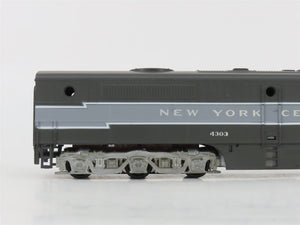 HO Scale Athearn 3363 NYC New York Central ALCO PB1 Diesel #4303 - Unpowered