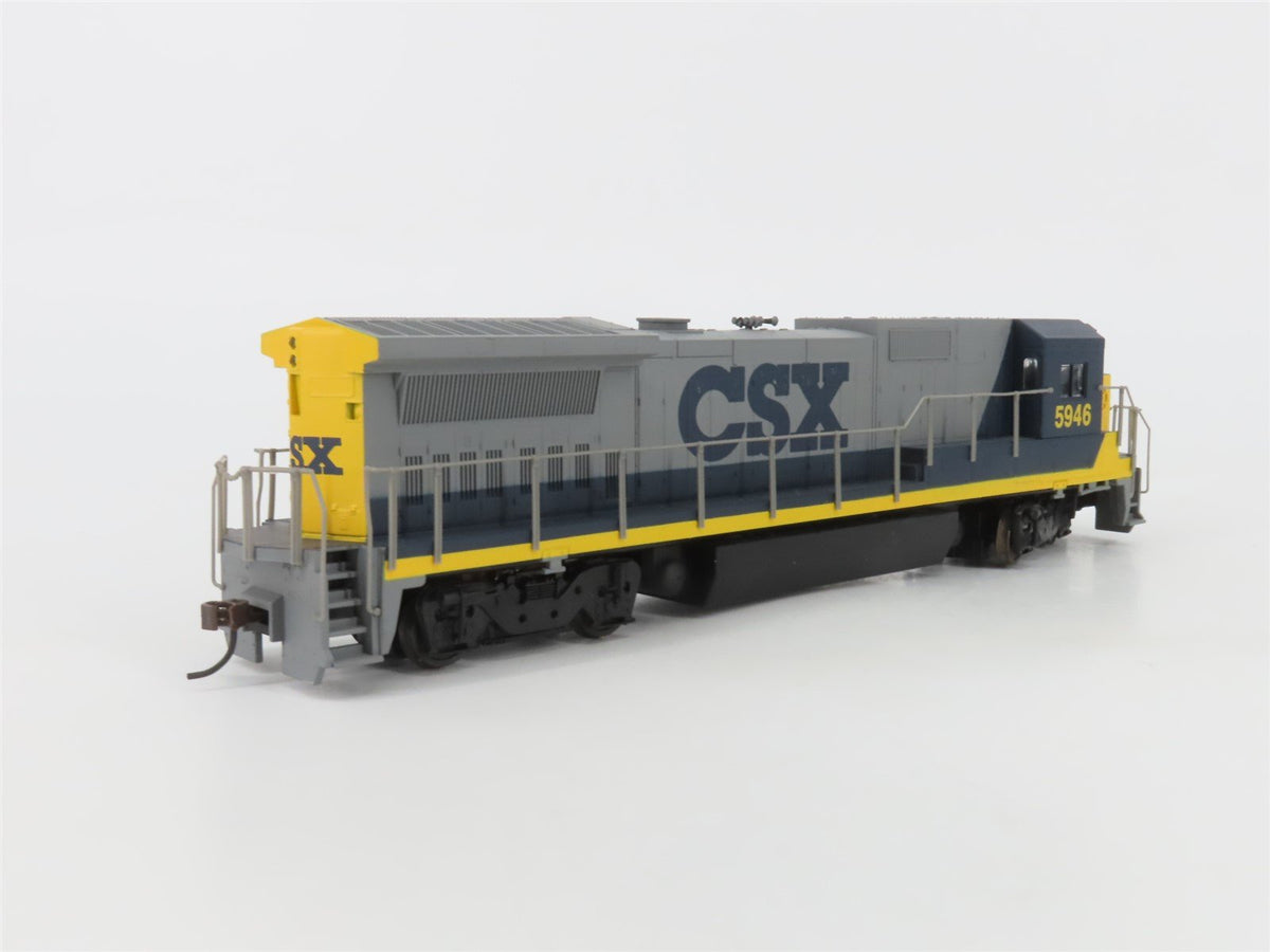 HO Scale Walthers Trainline CSX Transportation GE Dash 8-40B Diesel #5946