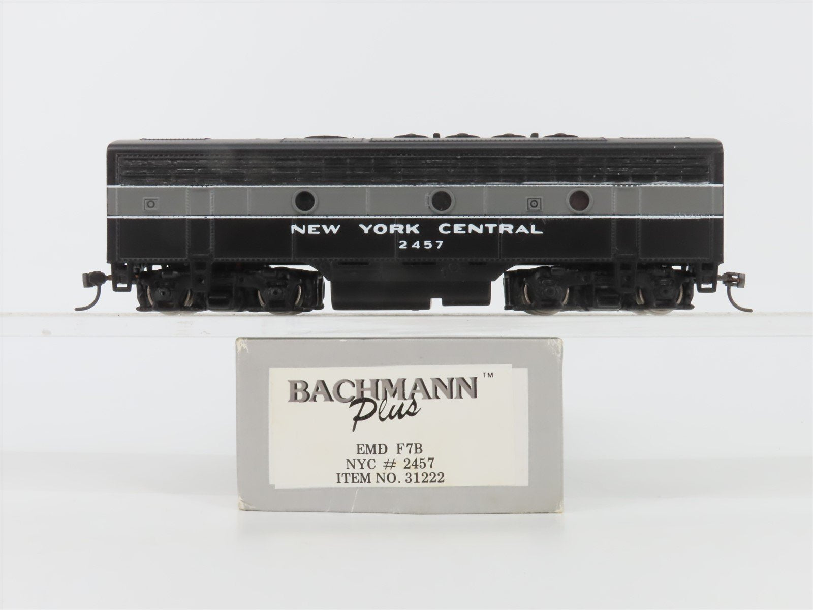 HO Scale Bachmann Plus 31222 NYC New York Central EMD F7B Diesel #2457