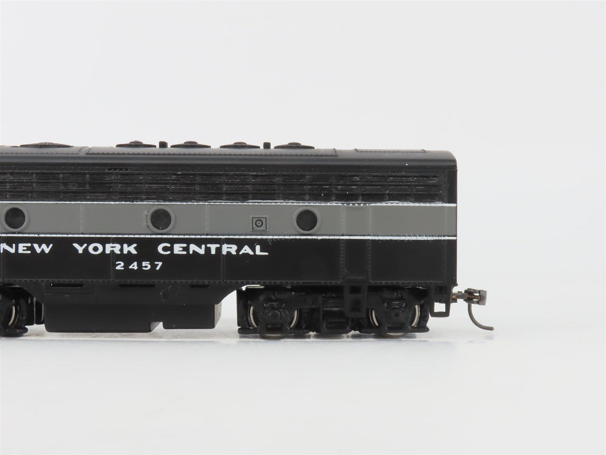 HO Scale Bachmann Plus 31222 NYC New York Central EMD F7B Diesel #2457