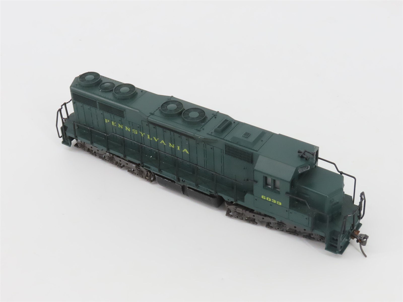 HO Scale Atlas PRR Pennsylvania EMD SD35 Diesel Locomotive #6039