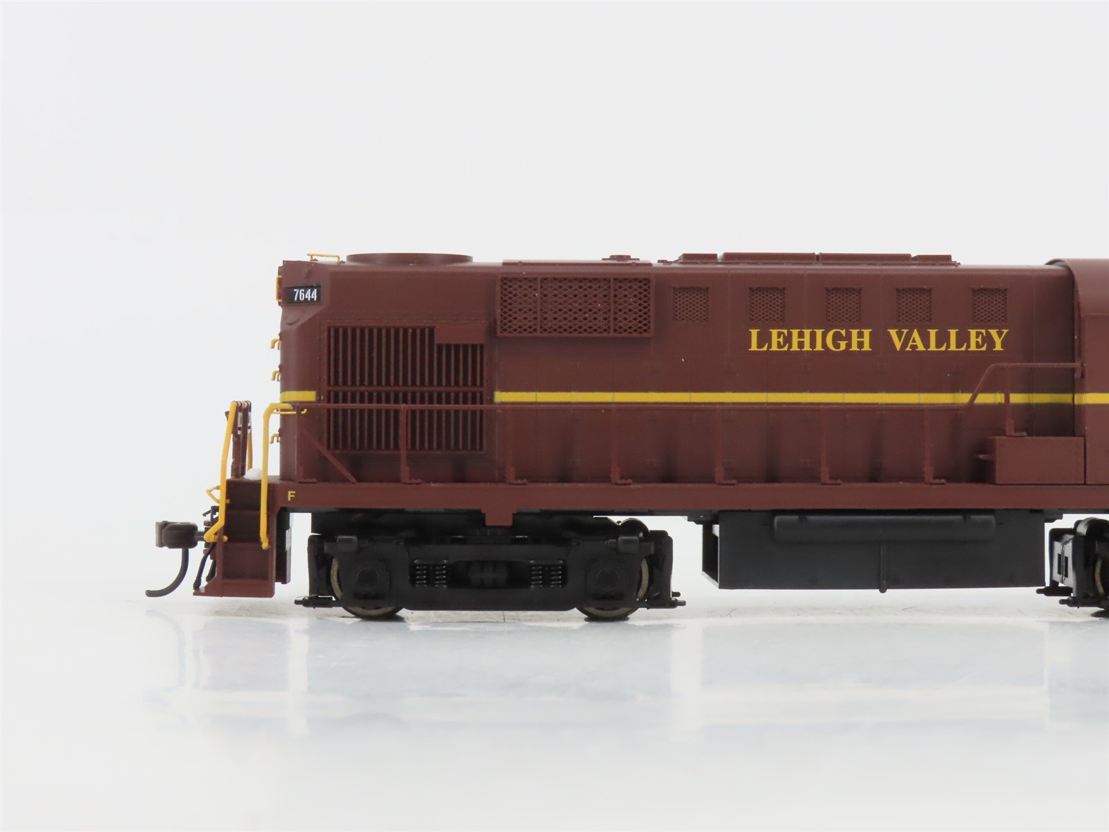 HO Scale Atlas Classic 8776 LV Lehigh Valley ALCO RS-11 Diesel #7644 - DCC Ready