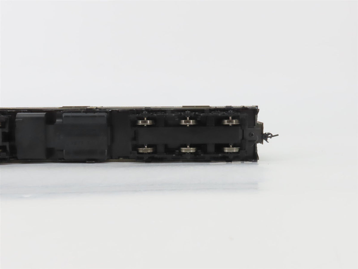 HO Scale Proto 1000 30574 NH New Haven ALCO DL-109 Diesel Locomotive #0704