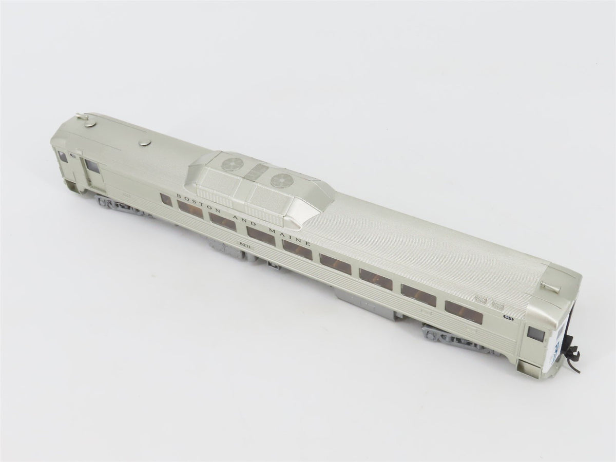 HO Scale Proto 1000 23975 B&amp;M Boston &amp; Maine Budd RDC-2 Rail Diesel Car #6211