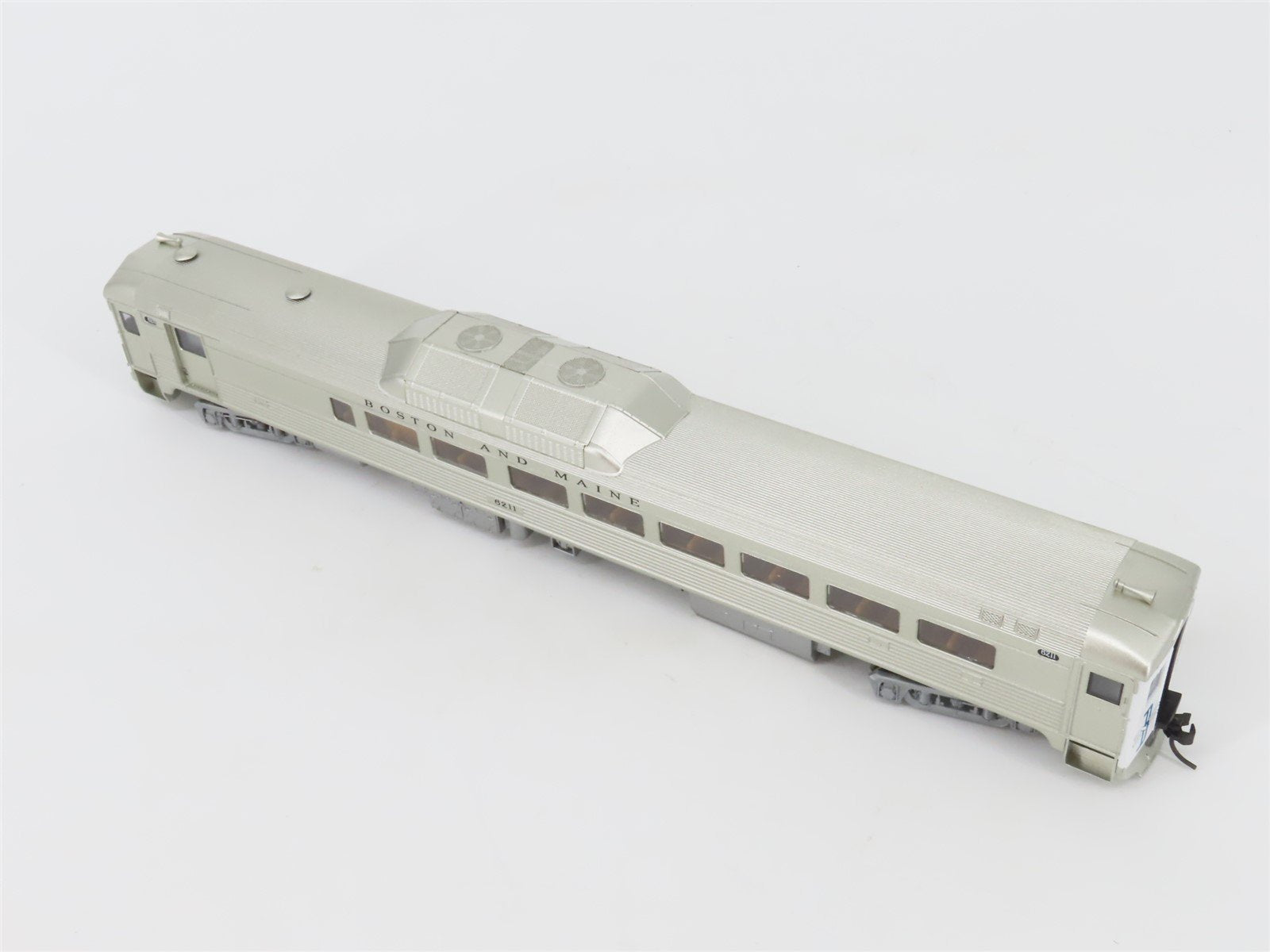 HO Scale Proto 1000 23975 B&M Boston & Maine Budd RDC-2 Rail Diesel Car #6211
