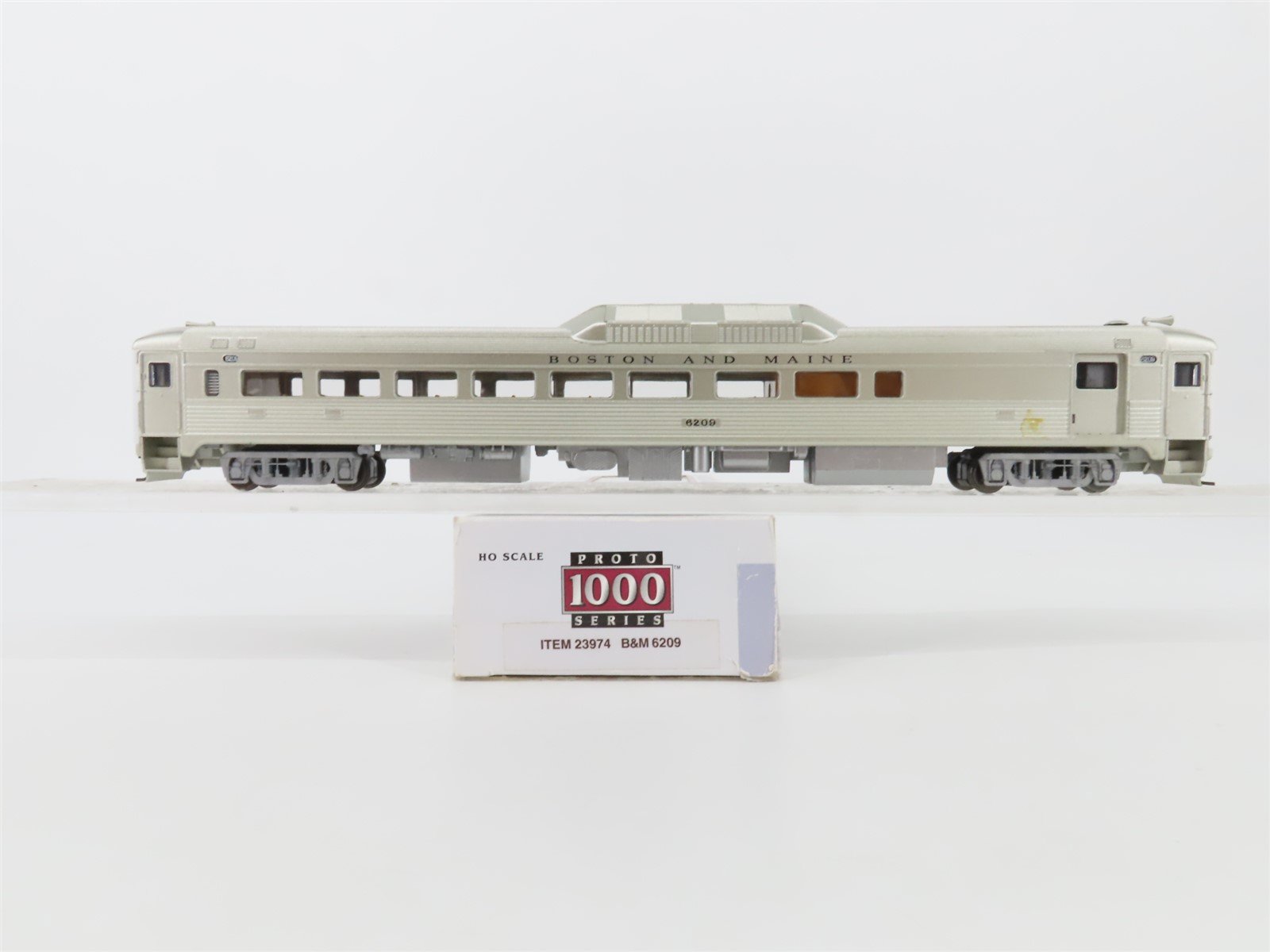 HO Scale Proto 1000 23974 B&M Boston & Maine Budd RDC-2 Rail Diesel Car #6209
