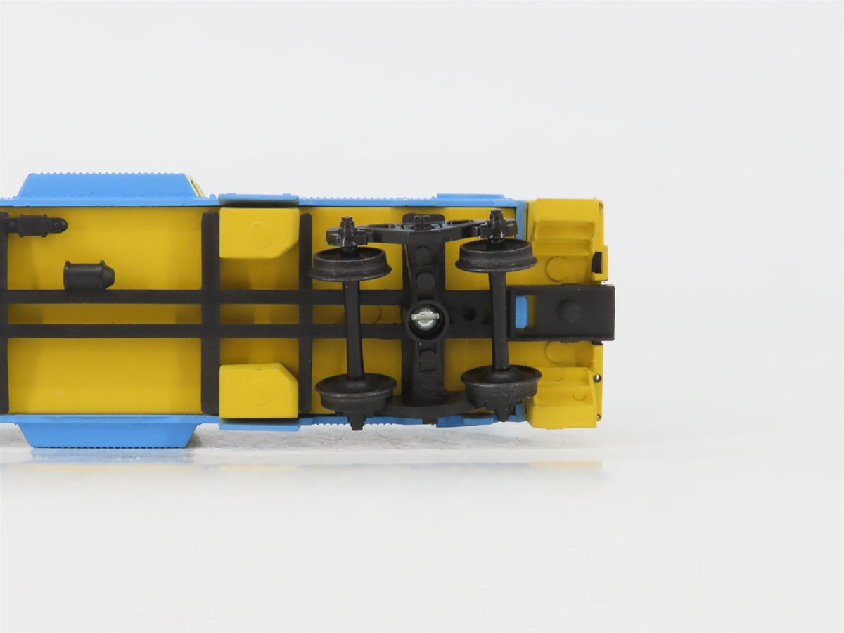 HO Scale Athearn SE 2212 &quot;Athearn Special&quot; GP38-2 Diesel &amp; Bay Window Caboose