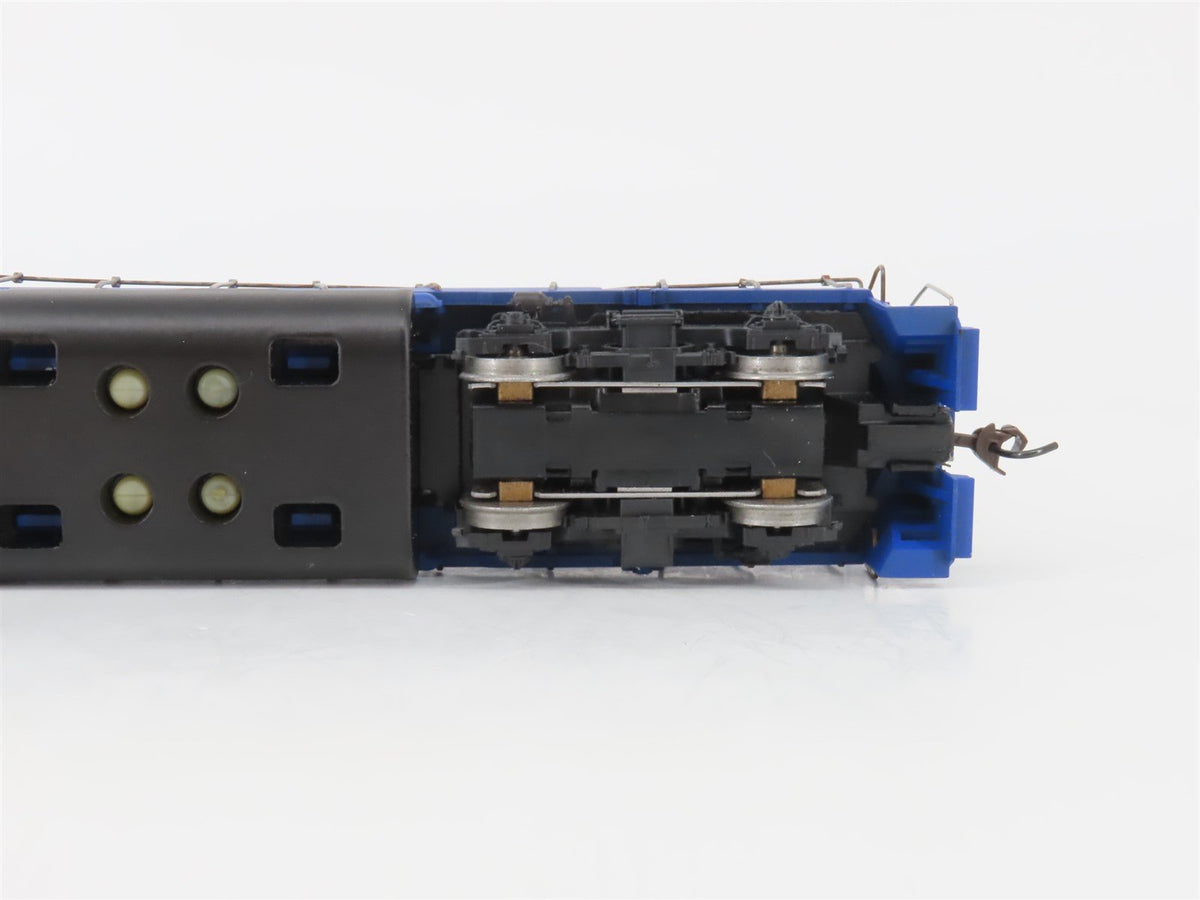 HO Scale Athearn GM2000 &quot;GM Parts&quot; GP38-2 Diesel Freight Train Set
