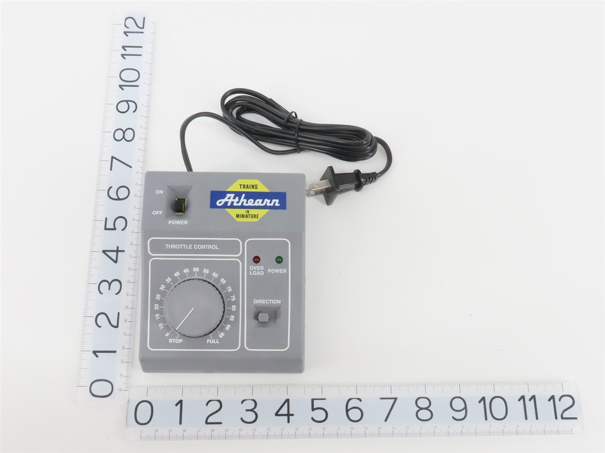 HO Scale Athearn GM2000 &quot;GM Parts&quot; GP38-2 Diesel Freight Train Set