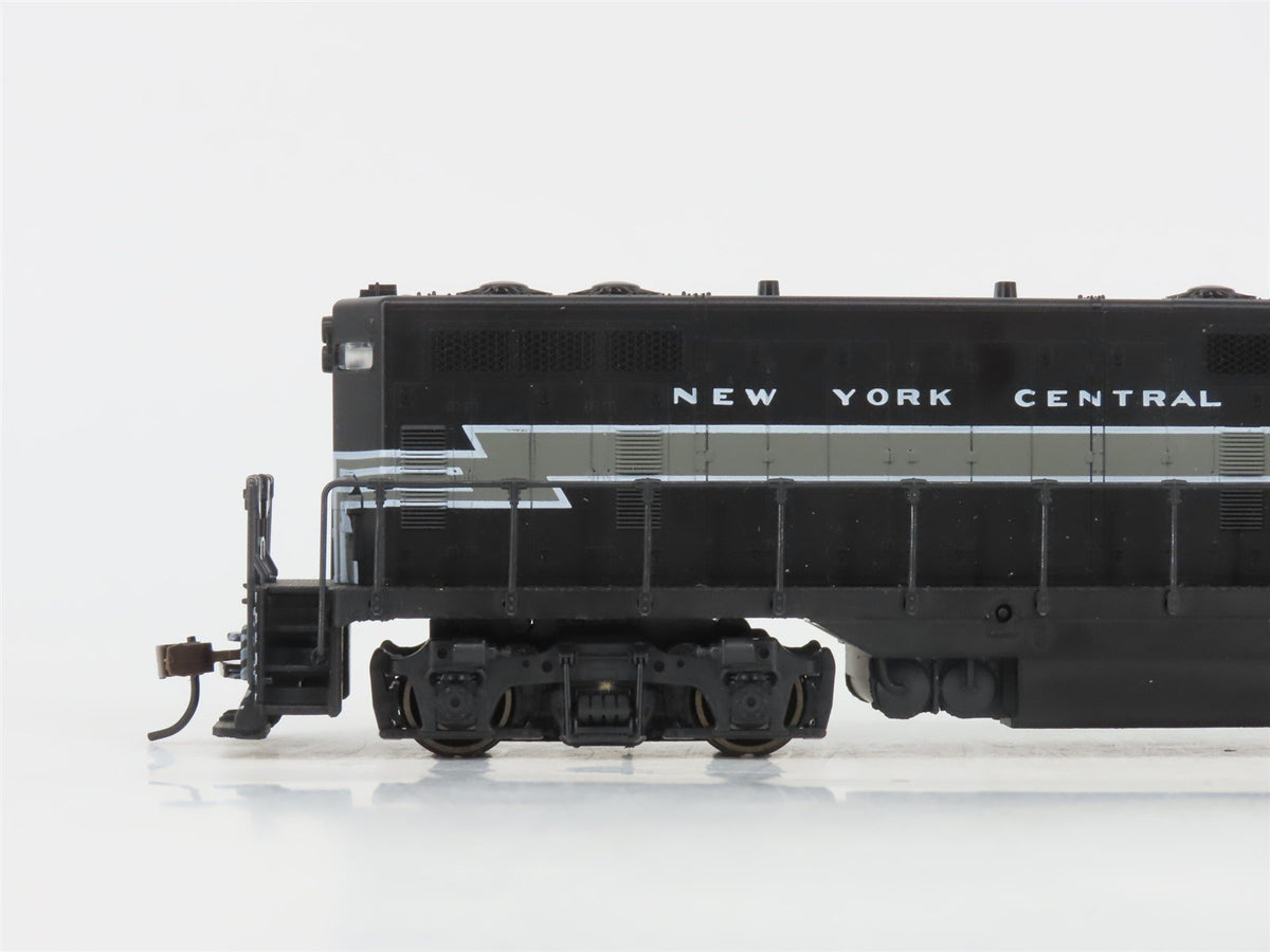 HO Scale Atlas/KATO 5709 NYC New York Central EMD GP7 Diesel Locomotive #5709