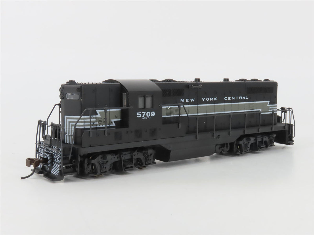 HO Scale Atlas/KATO 5709 NYC New York Central EMD GP7 Diesel Locomotive #5709