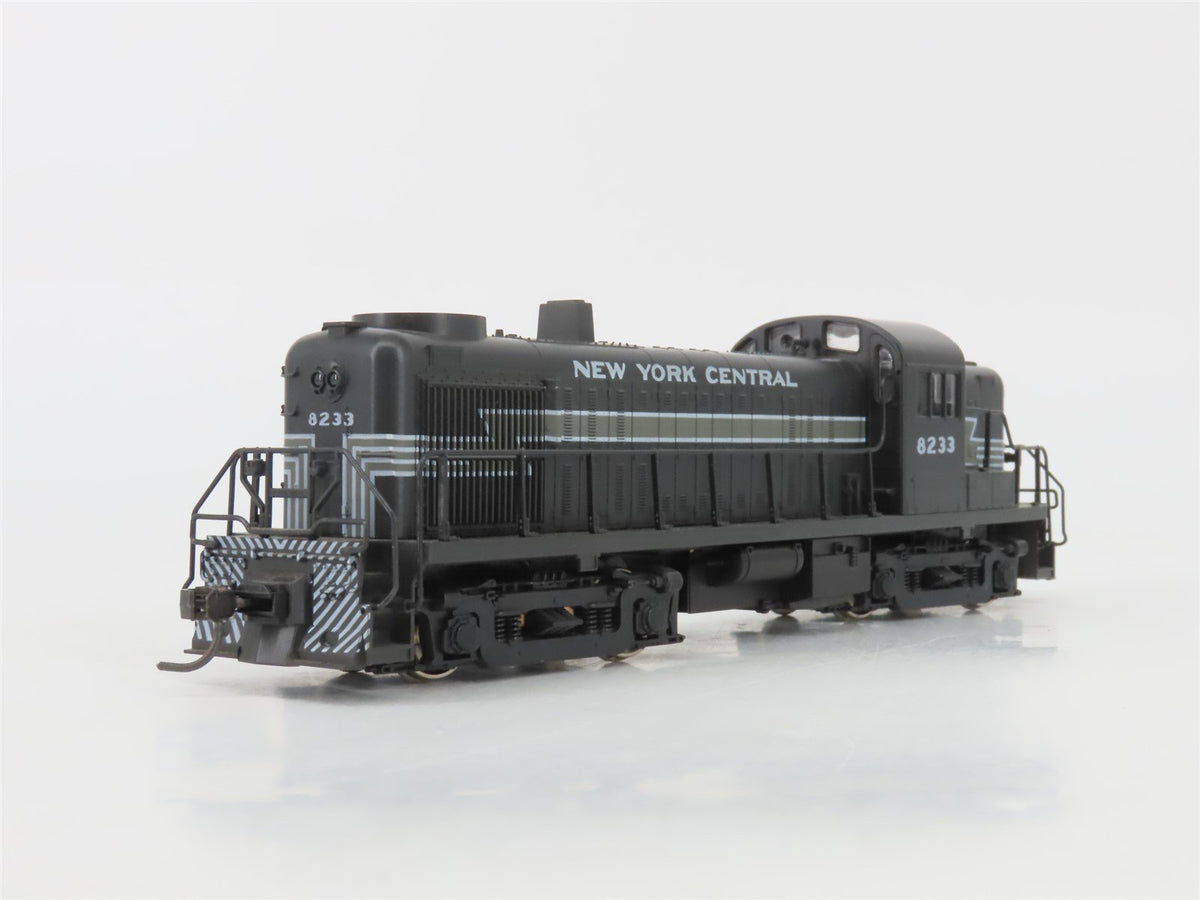 HO Scale Atlas/KATO 8012 NYC New York Central ALCO RS-3 Diesel #8233