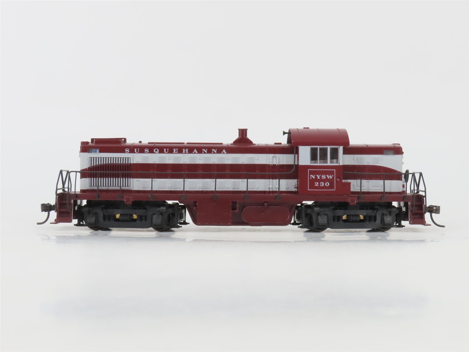 HO Scale Atlas/KATO NYSW Susquehanna ALCO RS-1 Diesel Locomotive #230