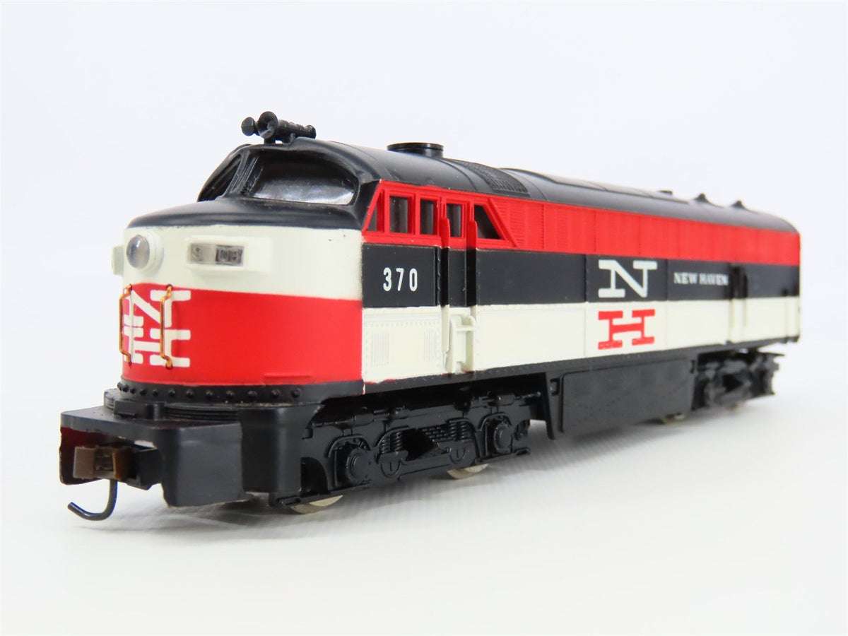 HO Scale AHM NH New Haven C-Liner Diesel Locomotive #370