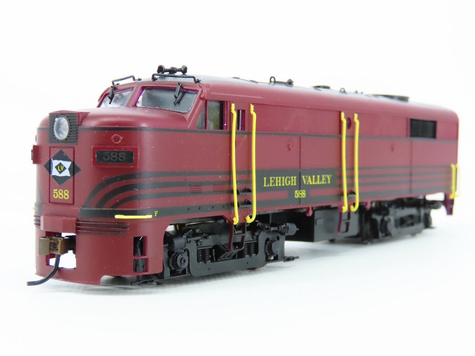 HO Scale Proto 2000 8365 LV Lehigh Valley FA2 Diesel Loco #588 BAD GEARS