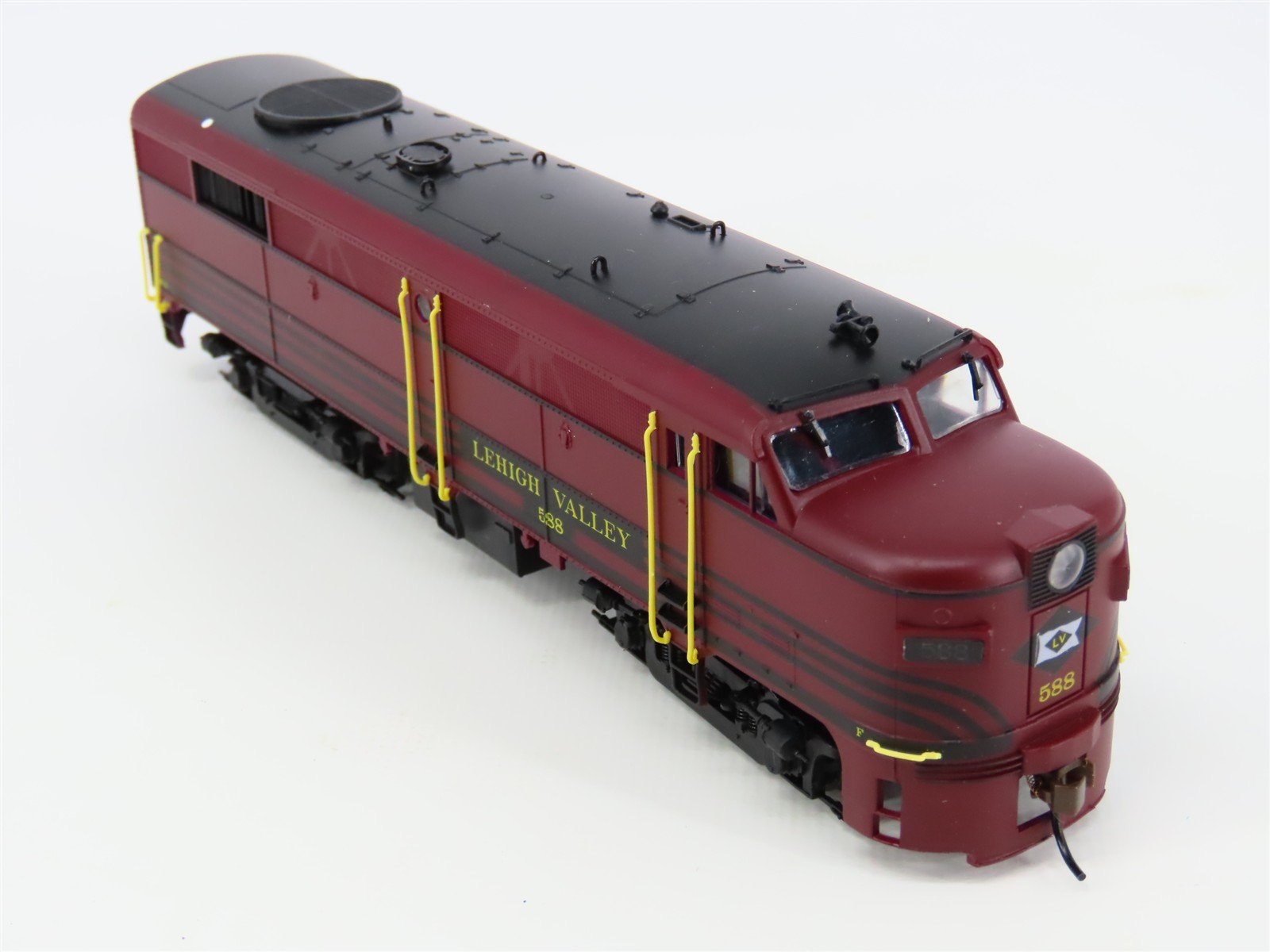 HO Scale Proto 2000 8365 LV Lehigh Valley FA2 Diesel Loco #588 BAD GEARS