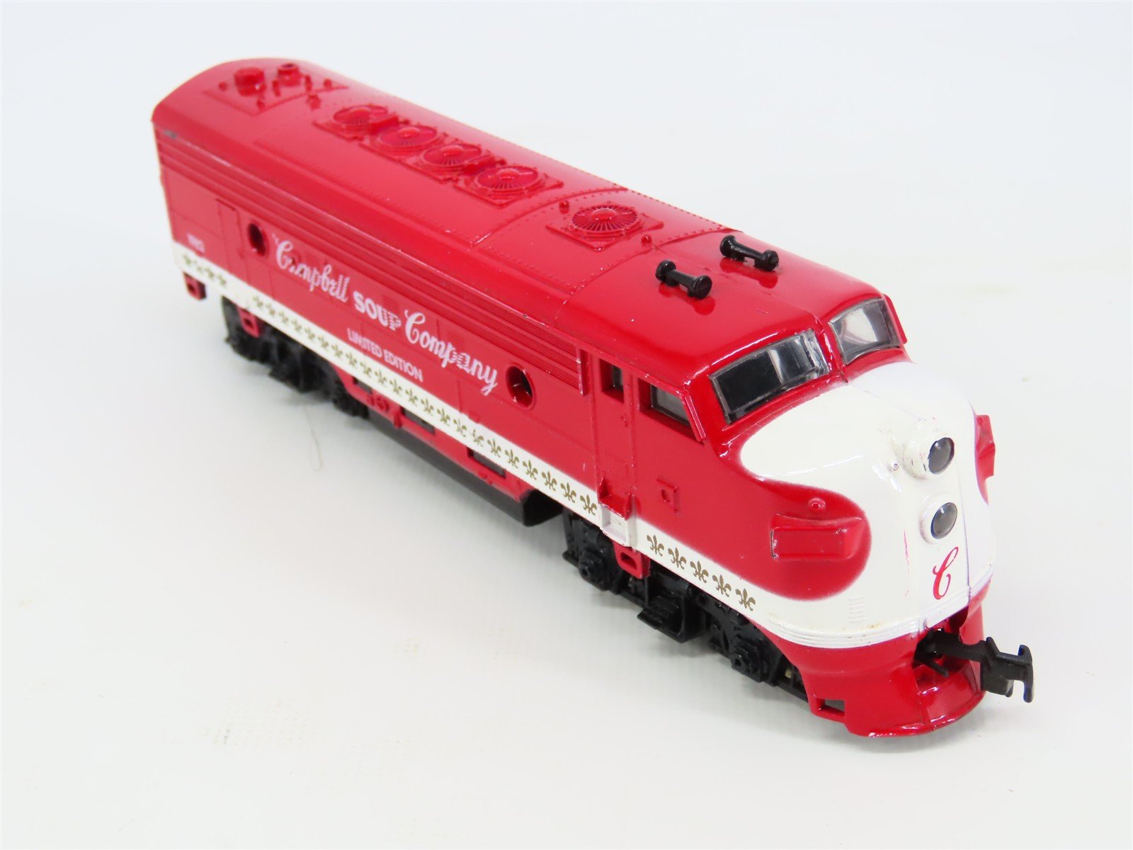 HO Scale Campbells Soup Company F7 A/B Diesel Locomotive Set