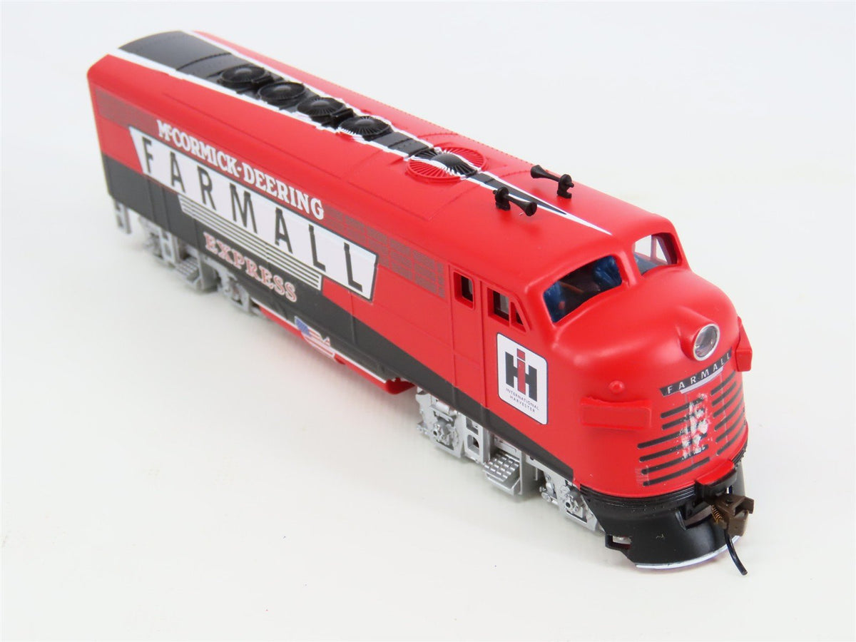HO Scale Bachmann Hathaway Farmall Express F7A Diesel Locomotive