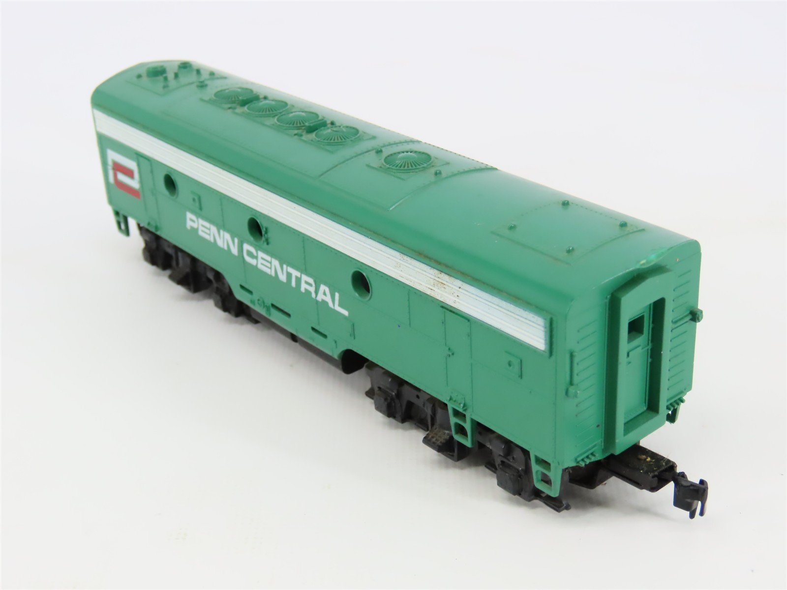 HO Scale Mantua/Tyco PC Penn Central F7 A/B Diesel Locomotive Set